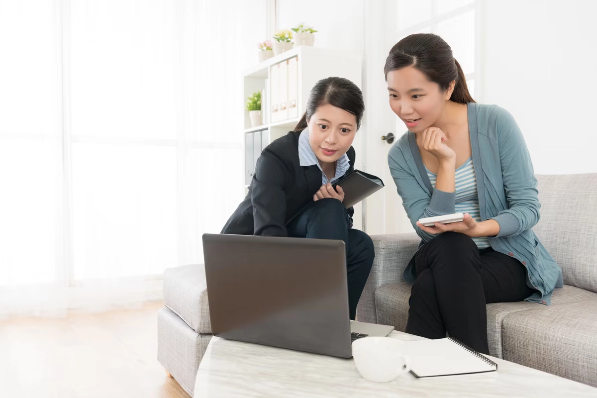 Best of Both: Using DTC Online and Local Agents to Sell More Insurance
