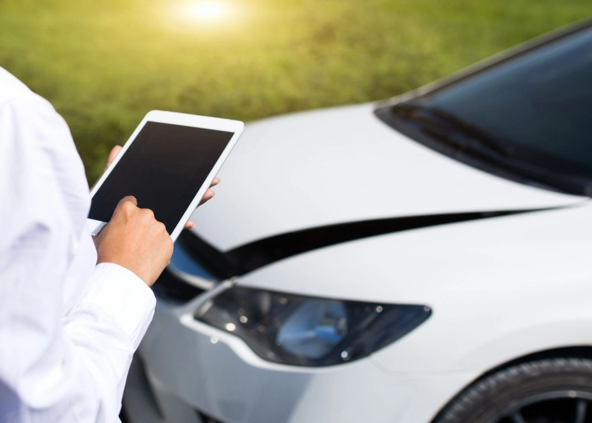 To Create Great Customer Experiences, Add a Human Touch