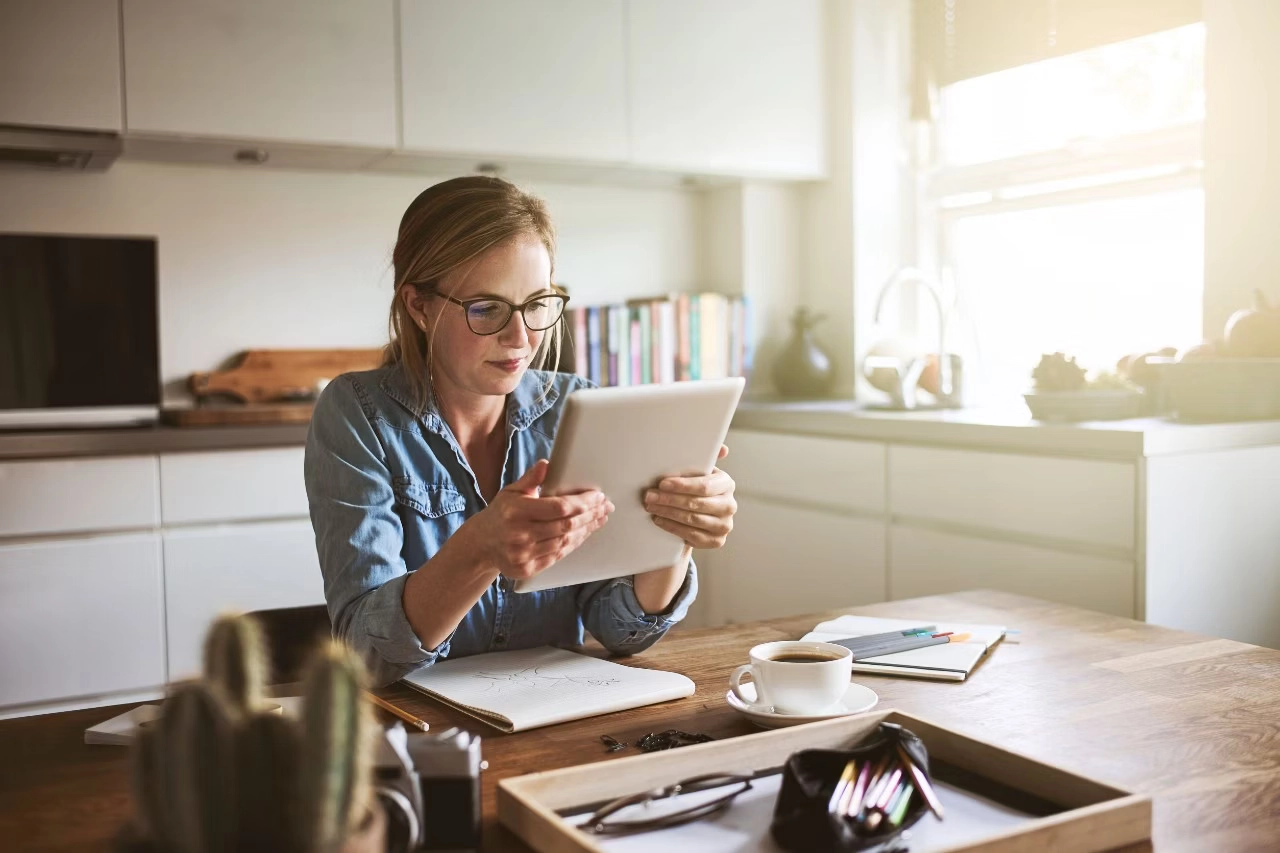 Commercial Policy Trends: Freelance Workers in the Growing Gig Economy