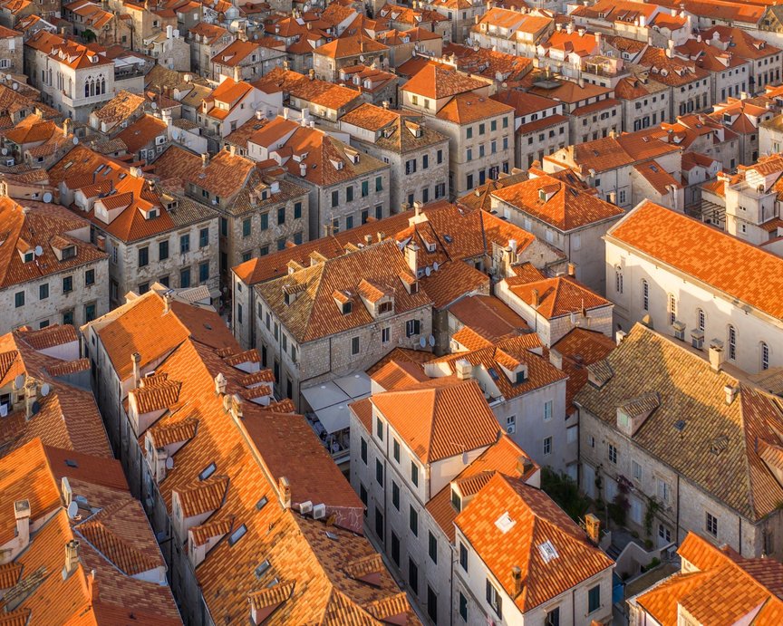 Birdseye view of the organe-hued rooftops of Dubrovnik, Croatia