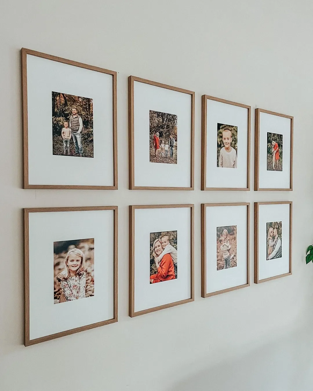 How to Decorate a Narrow Hallway Wall: Smart Tips