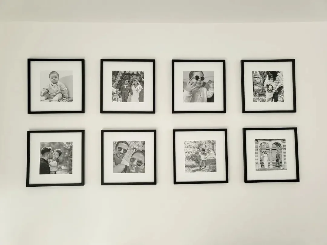 How to Decorate a Small Living Room Wall: Smart Ideas