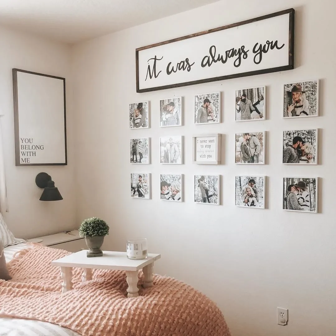 modern living room with quotes and framed picture on wall