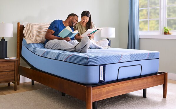 Serta and Kingsdown adjustable mattress set