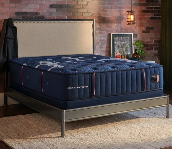 Stearns & Foster Lux Estate