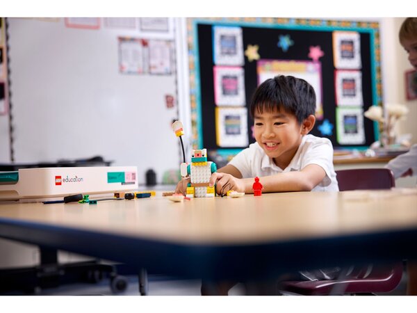 Primary school students exploring real-world science with hands-on activities