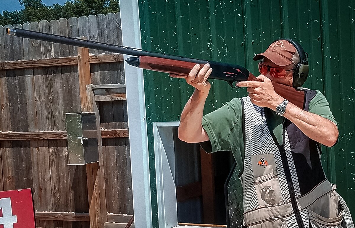 semi auto shotgun