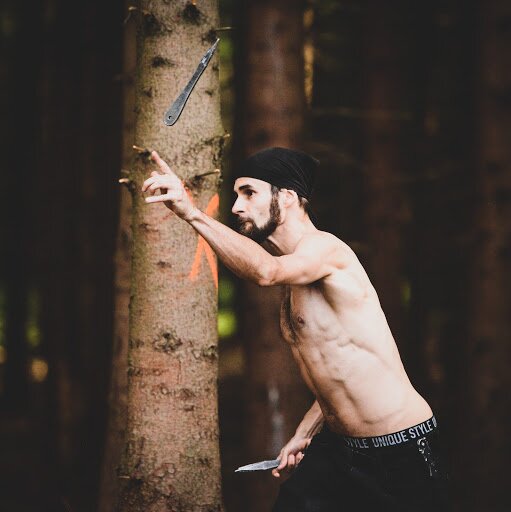 Knife throwing