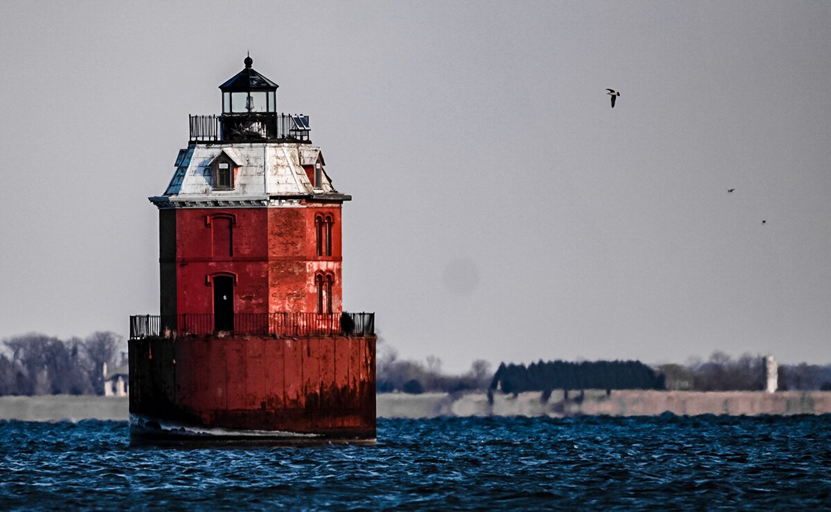 sandy point lighthouse