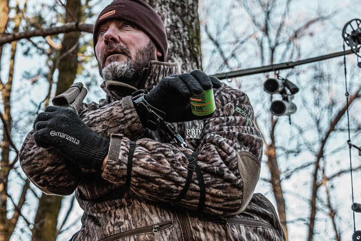 Pairing a can call with a grunt tube, especially during the height of the rut, is a surefire way to pique the interest of bucks in the area.