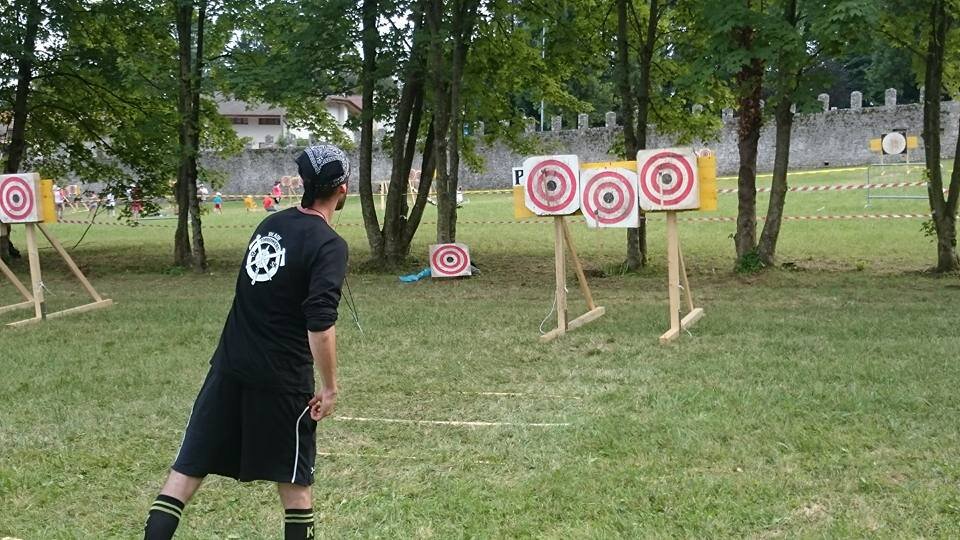 Knife throwing