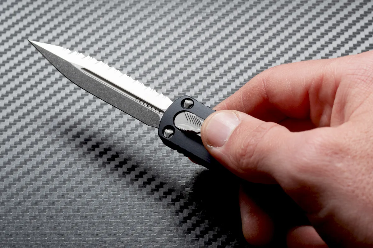 automatic knives