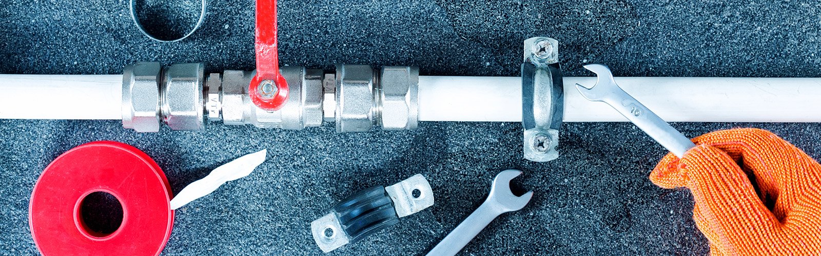 Repair of plumbing A leak in water pipes 