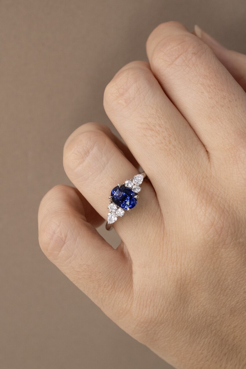 1 Carat Lab Grown Oval Sapphire Cluster Engagement Ring In Platinum - Nanami