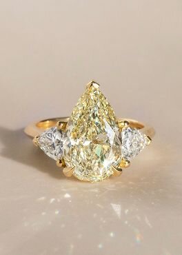 Yellow Pear Manilla - 5.17ct