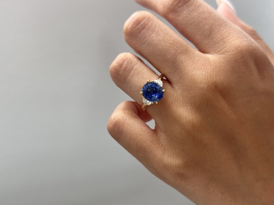 Blue Sapphire Moonlight Yellow Gold Engagement Ring