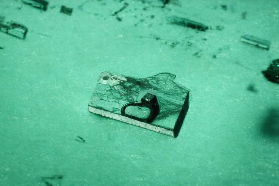 colombian three phase inclusion close up