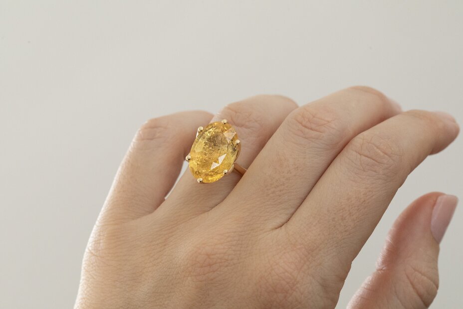 20.38 Carat Natural Oval Yellow Sapphire Solitaire Engagement Ring in Yellow Gold - Elswin