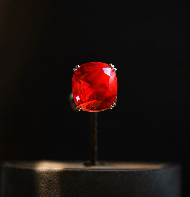 the Estrela de Fura Mozambique ruby