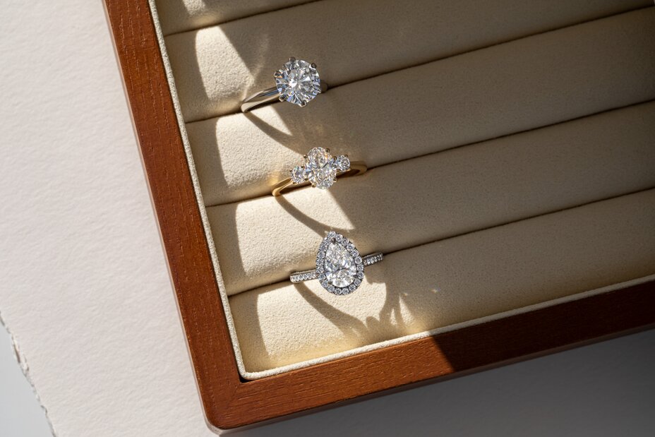 Diamond rings with round cut white gold, oval rose gold and pear cut platinum