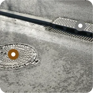 Manhole and utility covers automatically detected by imajing AI