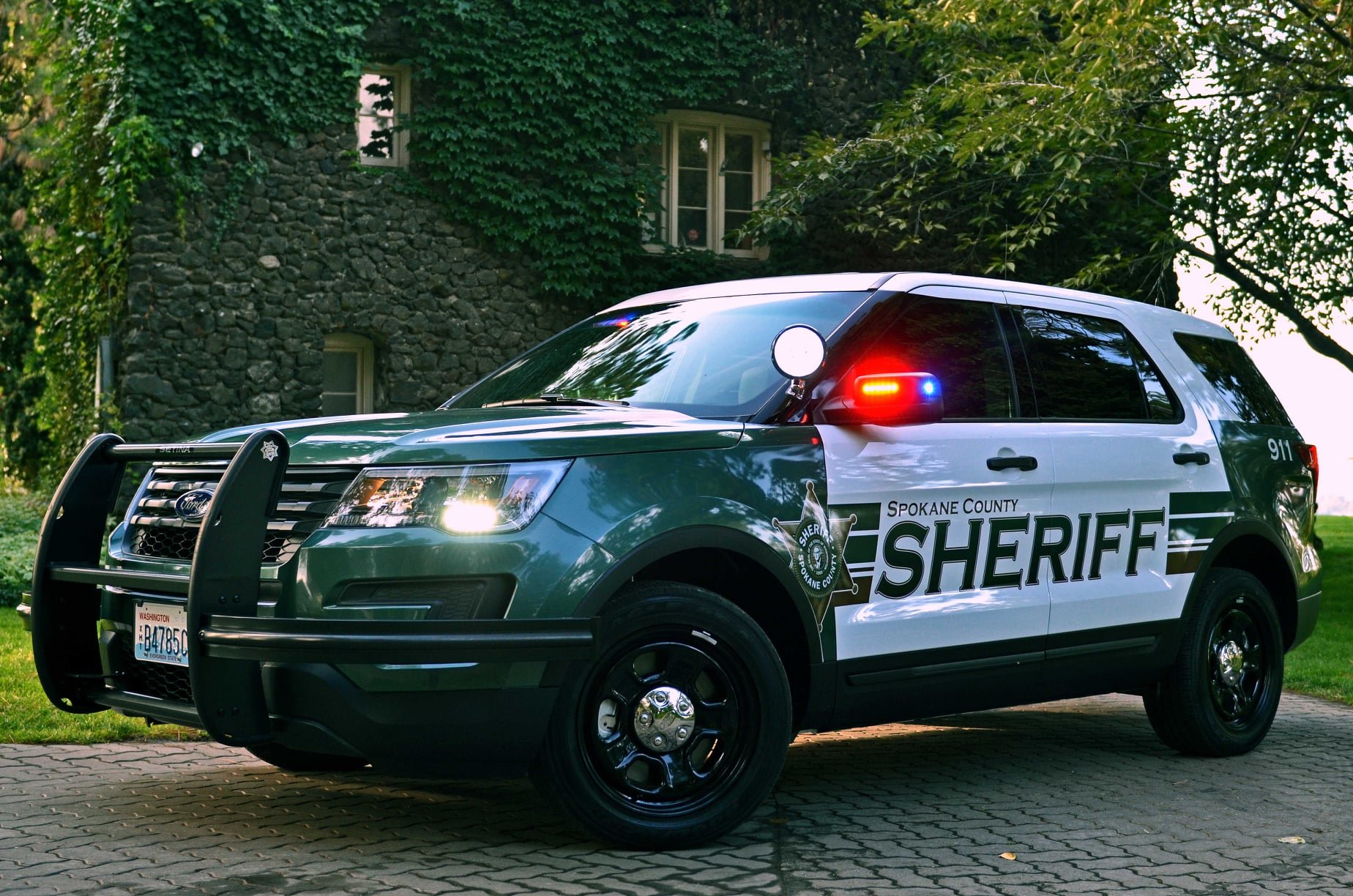 Ford Explorer Police Sheriff