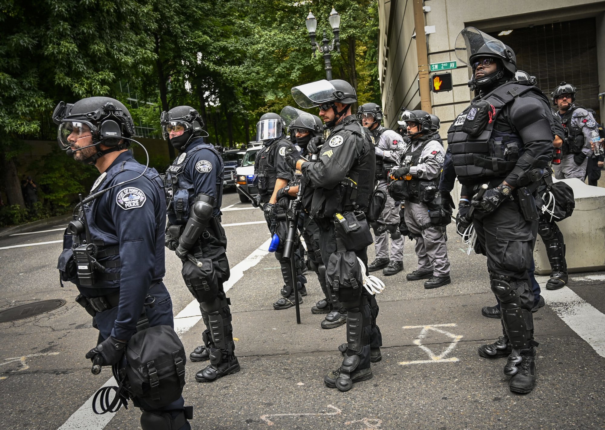 Portland Cops Resign From Protest Response Unit After DA Indicts ...