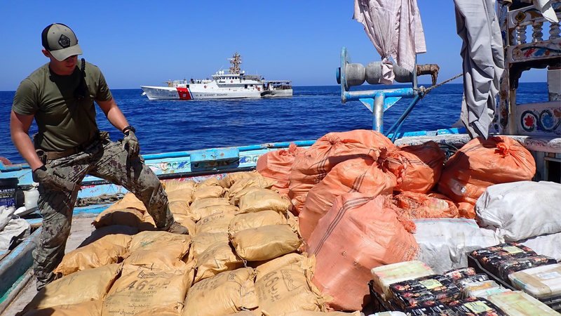 US, UK Warships Battle Drug Smugglers in Middle East