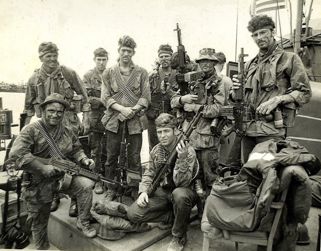 Why Navy SEALs in Vietnam Wore Bluejeans Instead of Jungle Fatigues ...