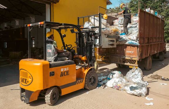 Environmental and Social Impact with CleanHub | CleanHub