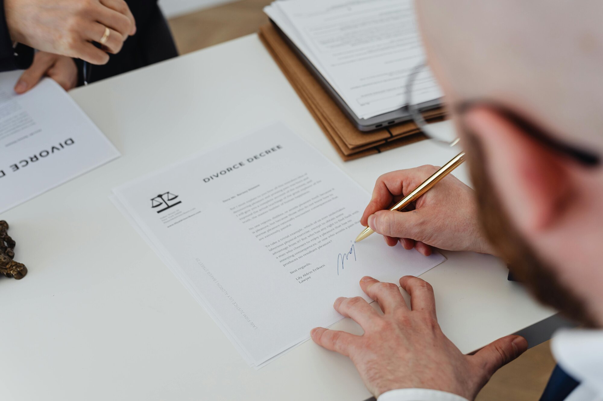 What Is a Preliminary Injunction in an Arizona Divorce? | Marble Law
