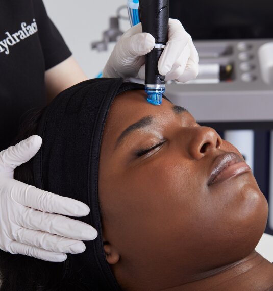 Hydrafacial Treatments in the Netherlands | Aever Clinics