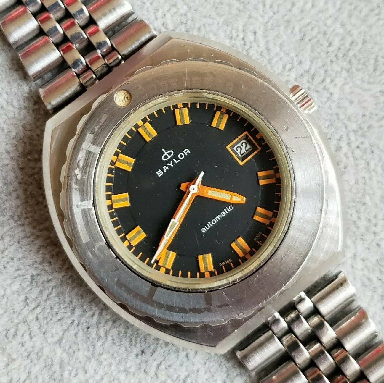 Popularity of vintage skin diver watches