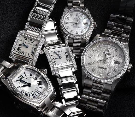 A Buying Guide to the best luxury Cartier watches