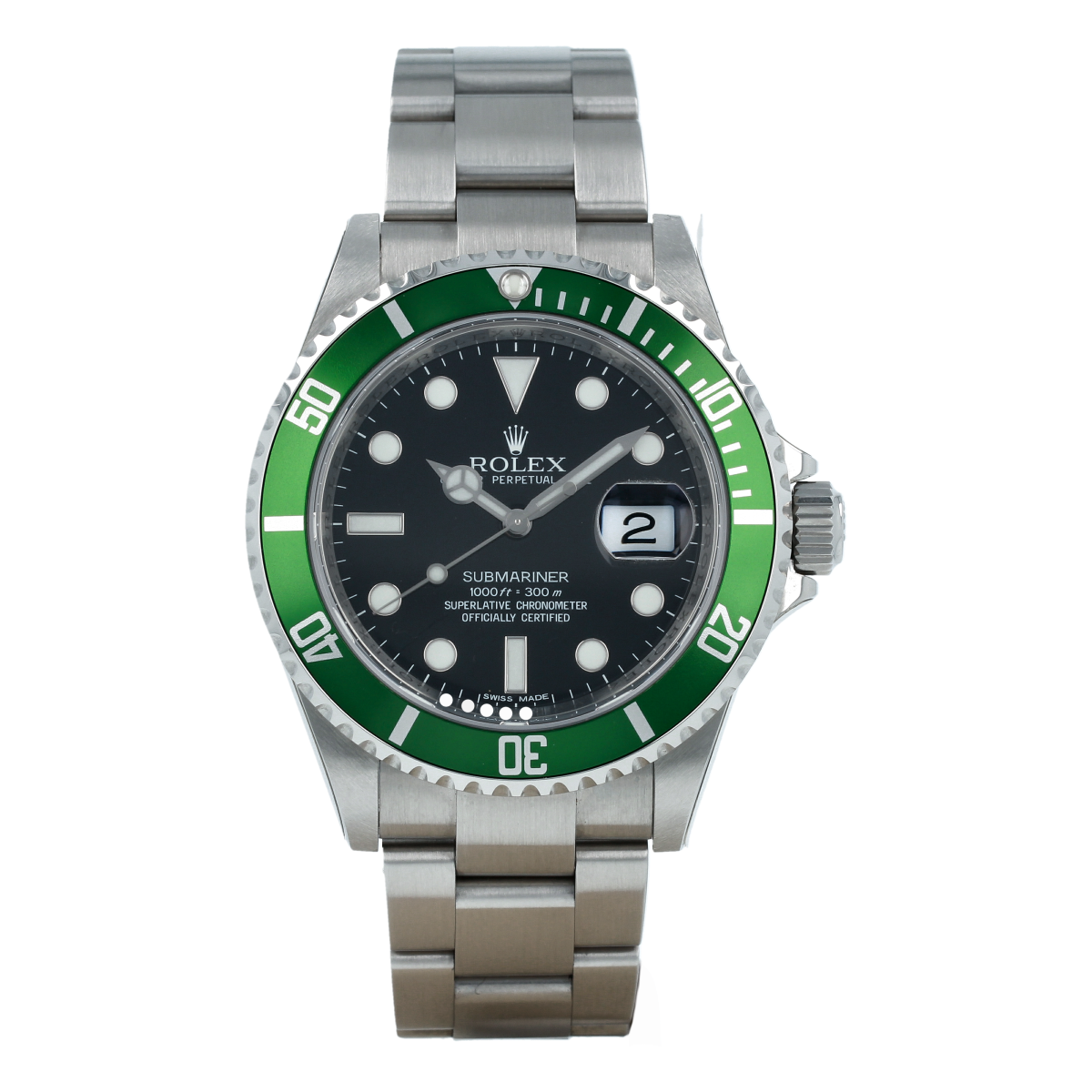 Considering buying a Rolex Submariner? This guide will help you to