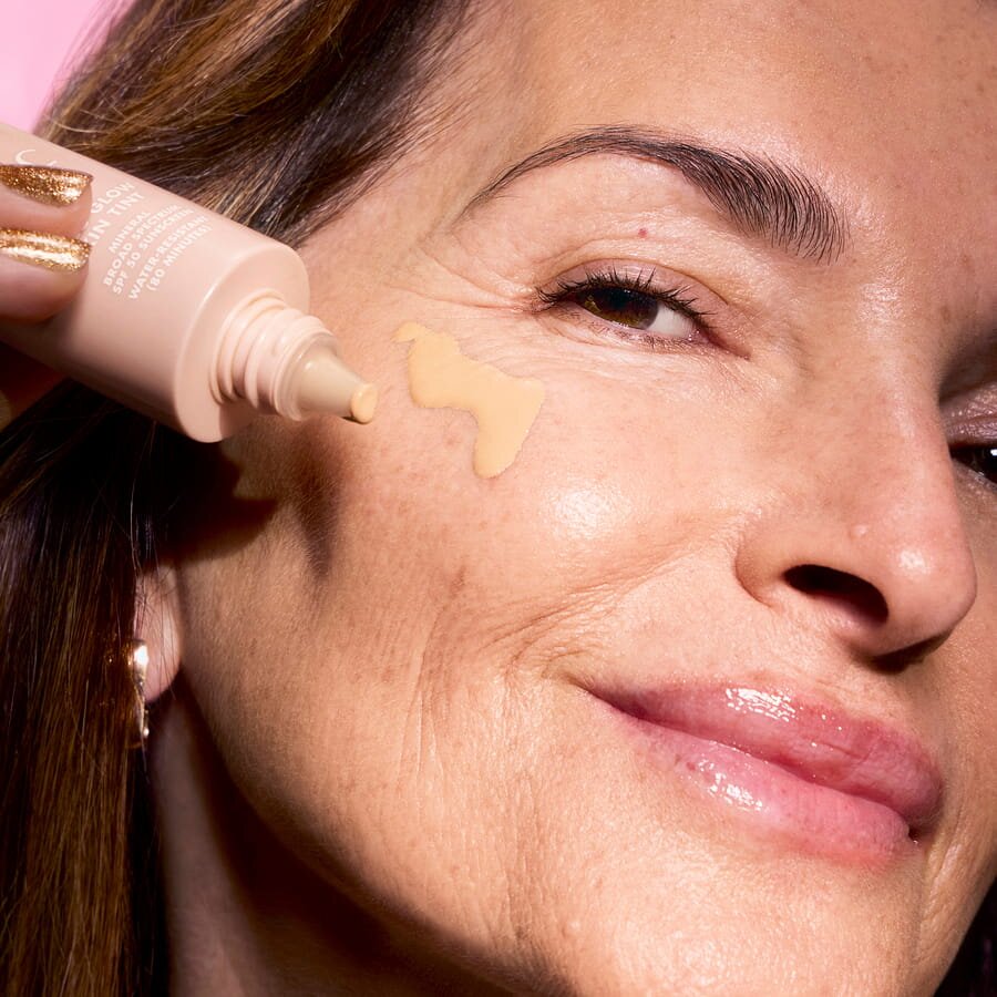 The Benefits of Using a Color Correcting Primer | e.l.f. Cosmetics
