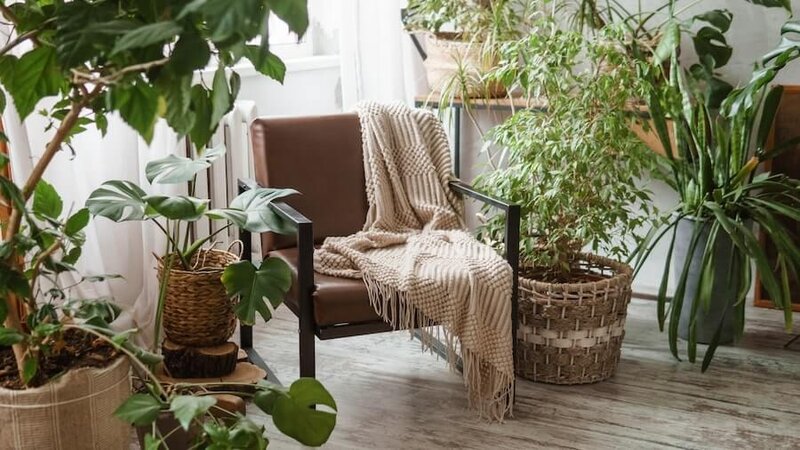 How to start a home decor business in 2026