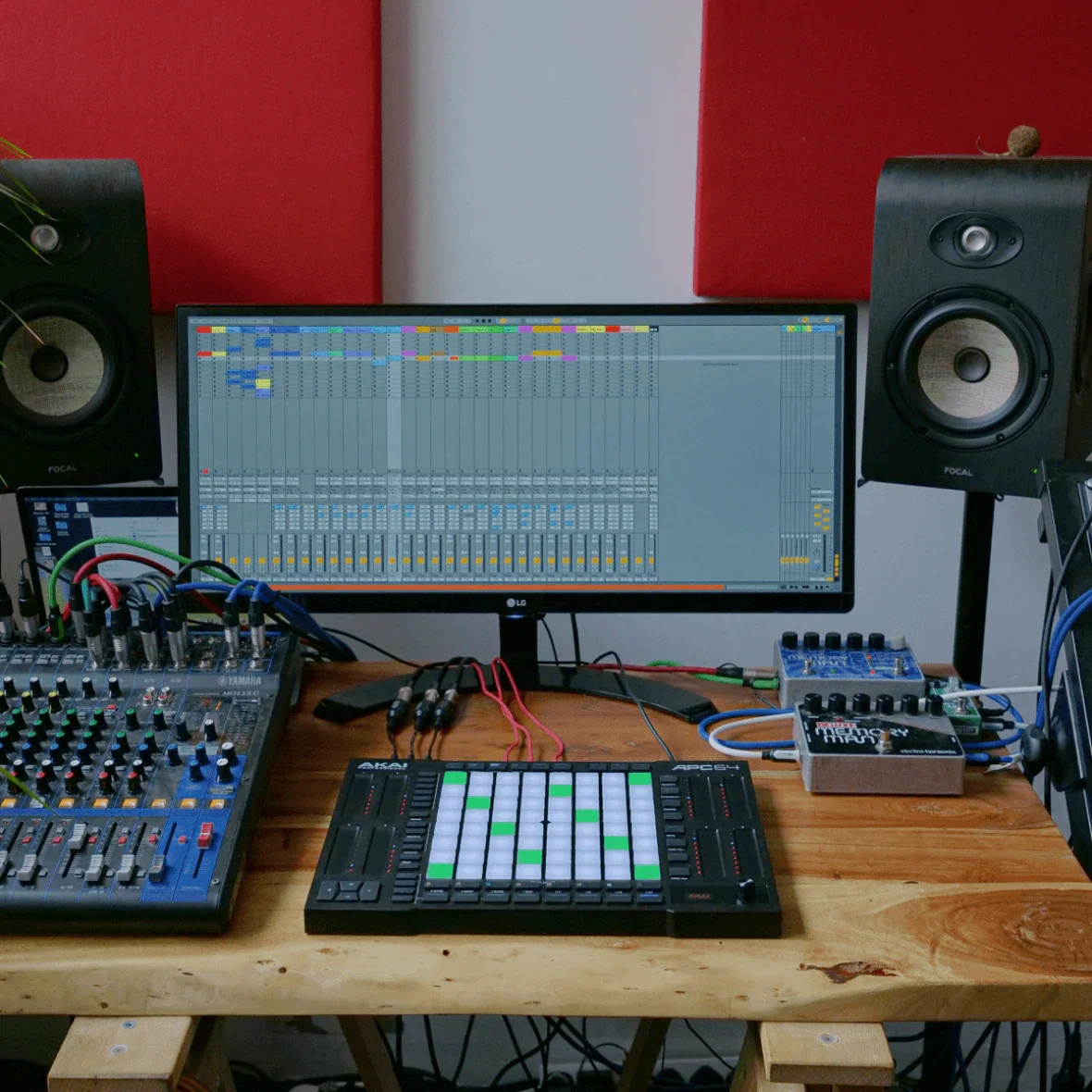 APC64 | Akai Professional | Akai Pro