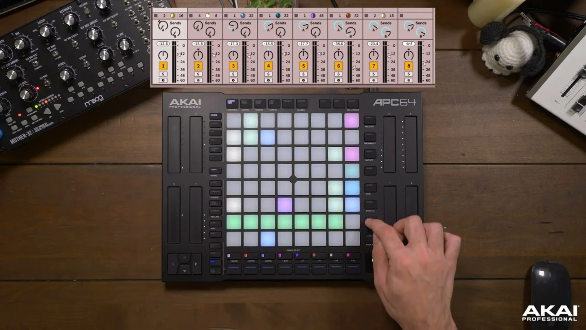 APC64 | Akai Professional | Akai Pro