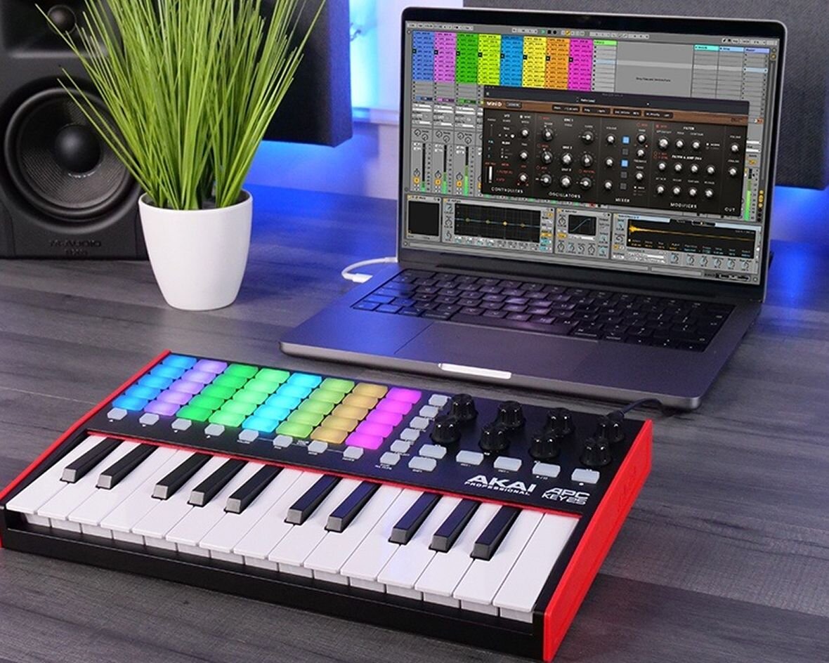 APC Key 25 MK2 | Akai Professional