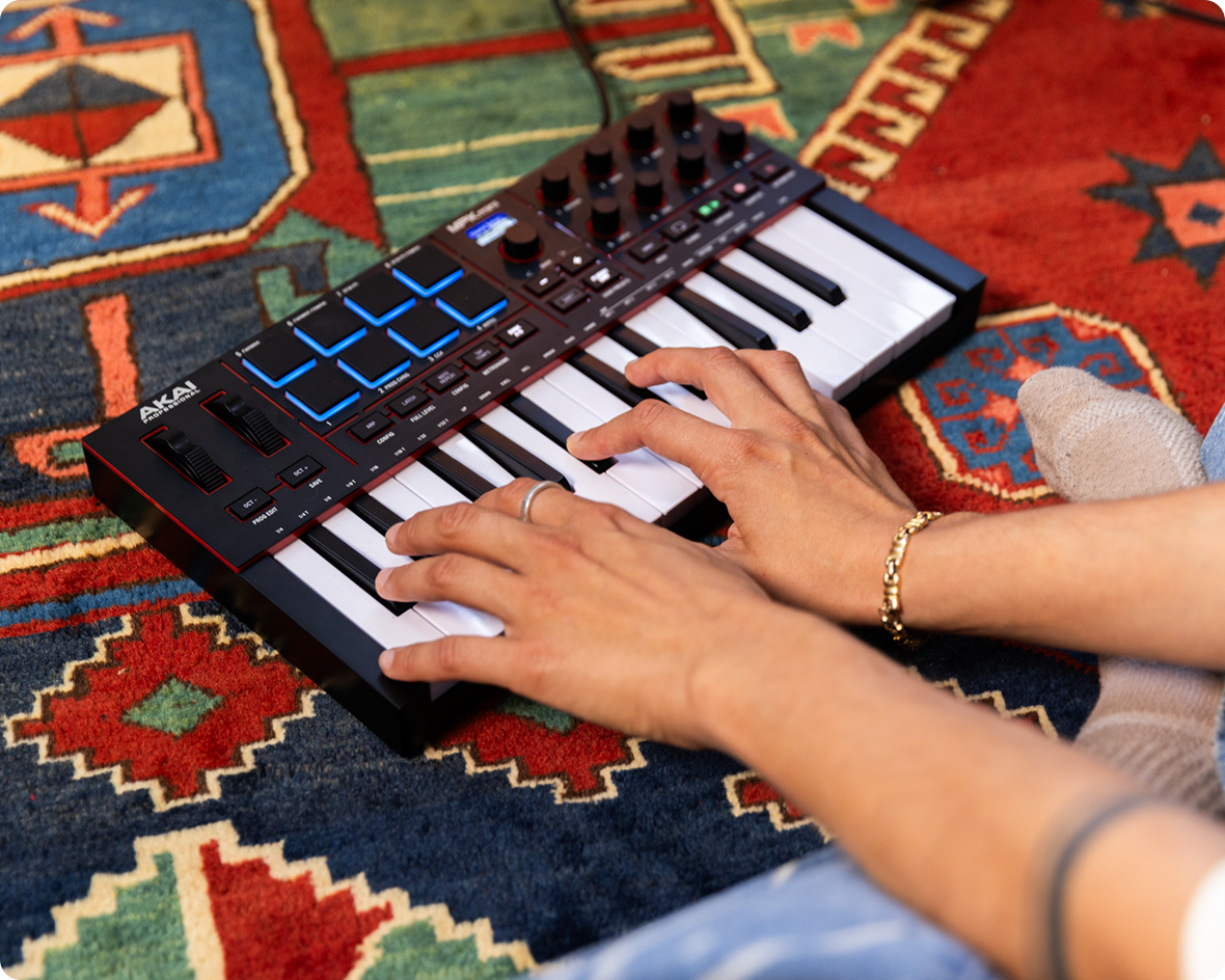 MPK Mini IV | Akai Professional | Akai Pro