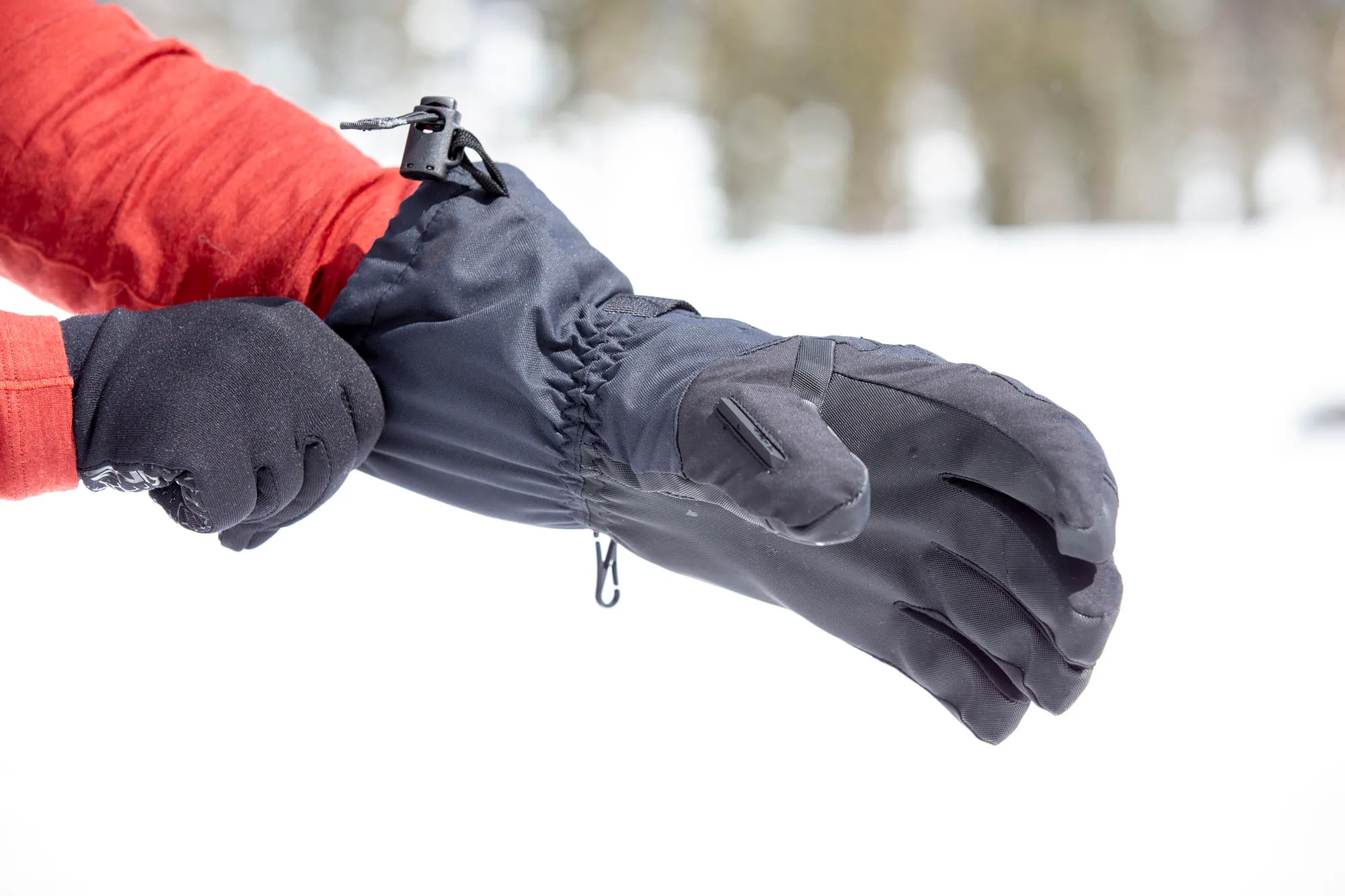 Top 10 Best Ski Gloves Women 2026 – Stay Warm & Stylish