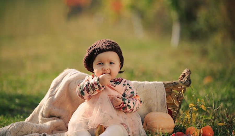 12-thanksgiving-photoshoot-ideas-for-babies-12-ways-to-celebrate-baby