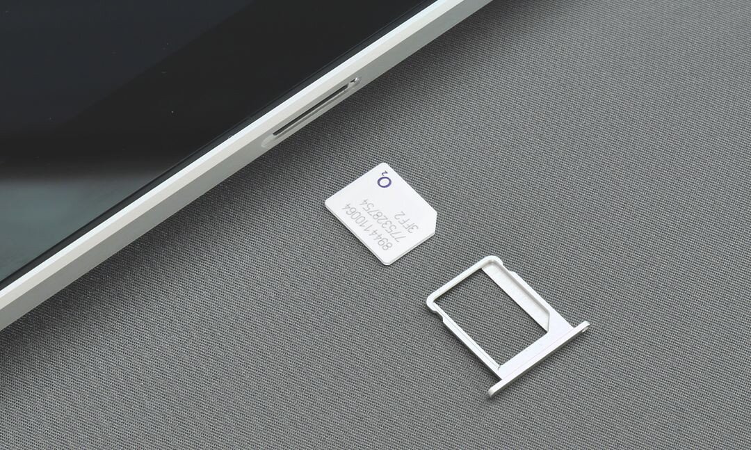 3 Common SIM Card Hacks and How To Avoid Them