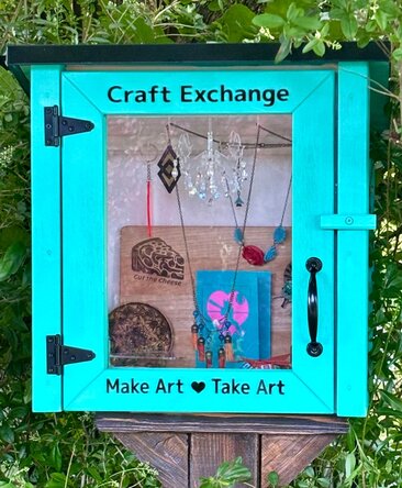 The Magic of a Neighborhood Craft Exchange | Glowforge