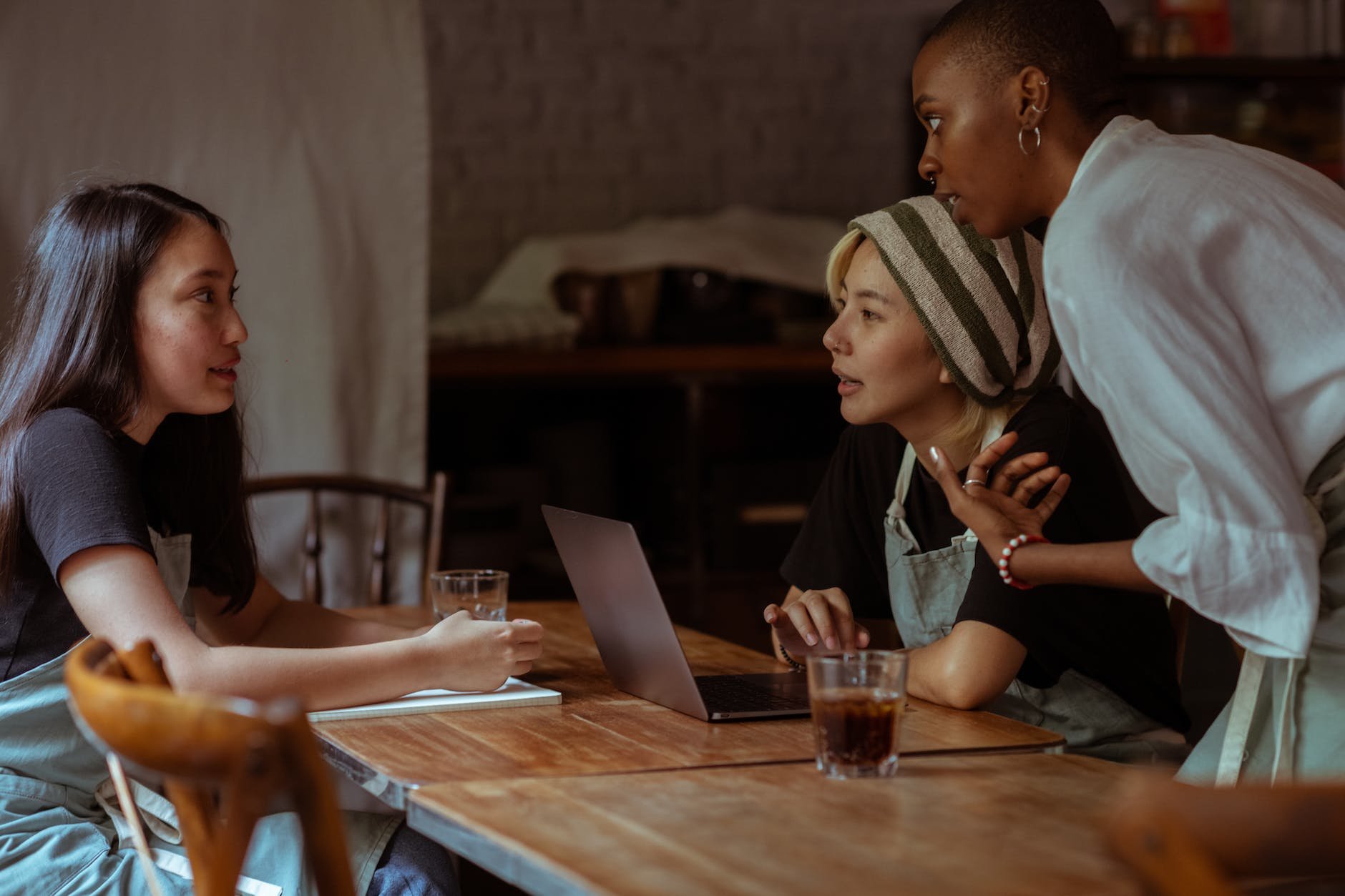Restaurants menu forecasting lineup ai