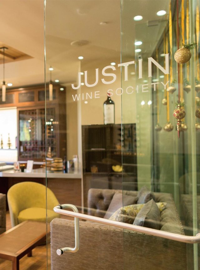 Wine club membership justin winery justin winery