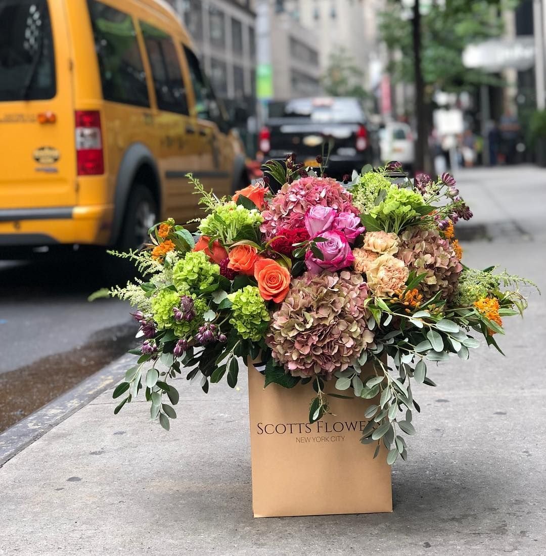 Manhattan Florist & Flower Delivery Scotts Flowers NYC