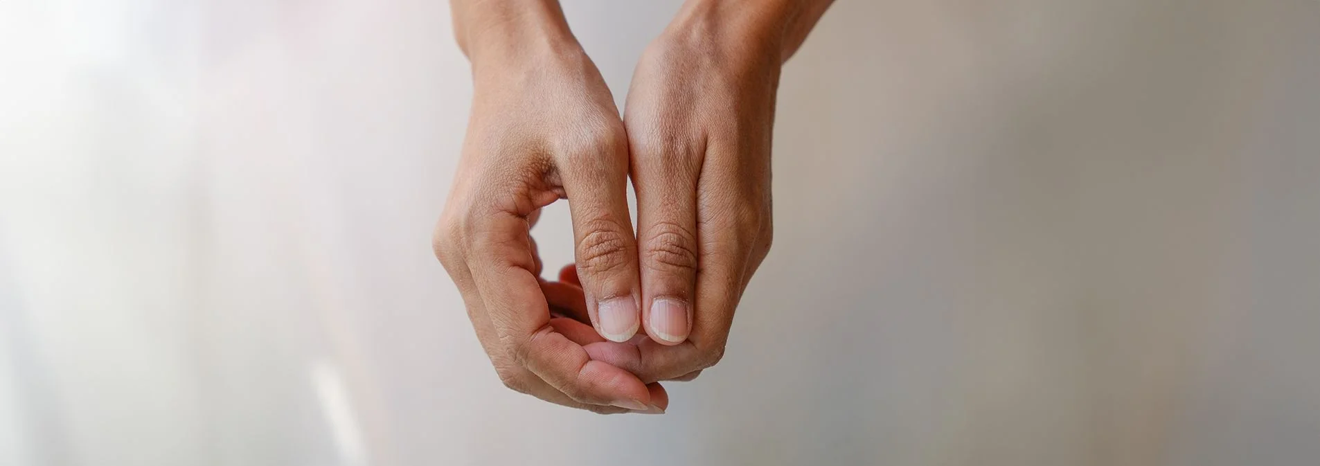 Vertical Ridges on Nails: Is It a Vitamin Deficiency?