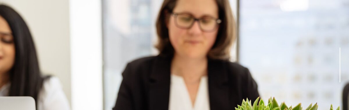 Performance Reviews That Actually Improve Results | Humani HR